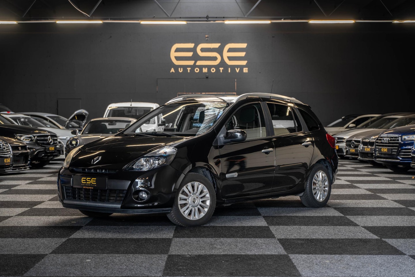 Renault Clio Estate - 1.2 TCE Collection | Airco | Navi | Trekhaak - AutoWereld.nl