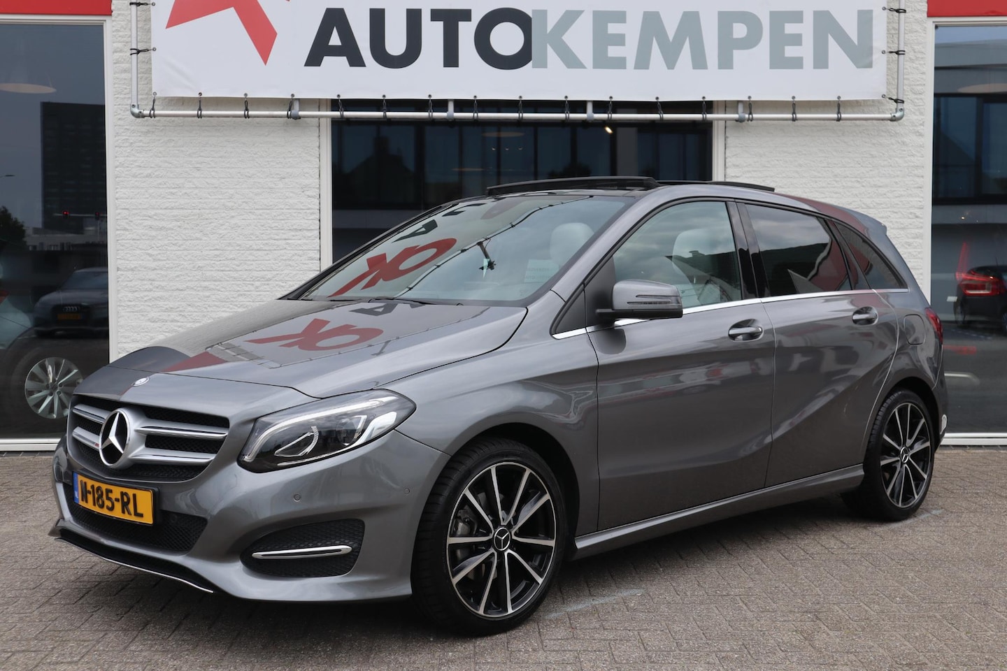 Mercedes-Benz B-klasse - 200 PRESTIGE PANORAMADAK|NAVI|18"LMV|DIGIT|ZEER MOOI! - AutoWereld.nl