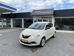 Lancia Y(psilon) - Ypsilon 0.9 TwinAir Opening Edition