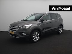 Ford Kuga - 1.5 Titanium 4WD AUT | Navigatie | Trekhaak | Winter pack