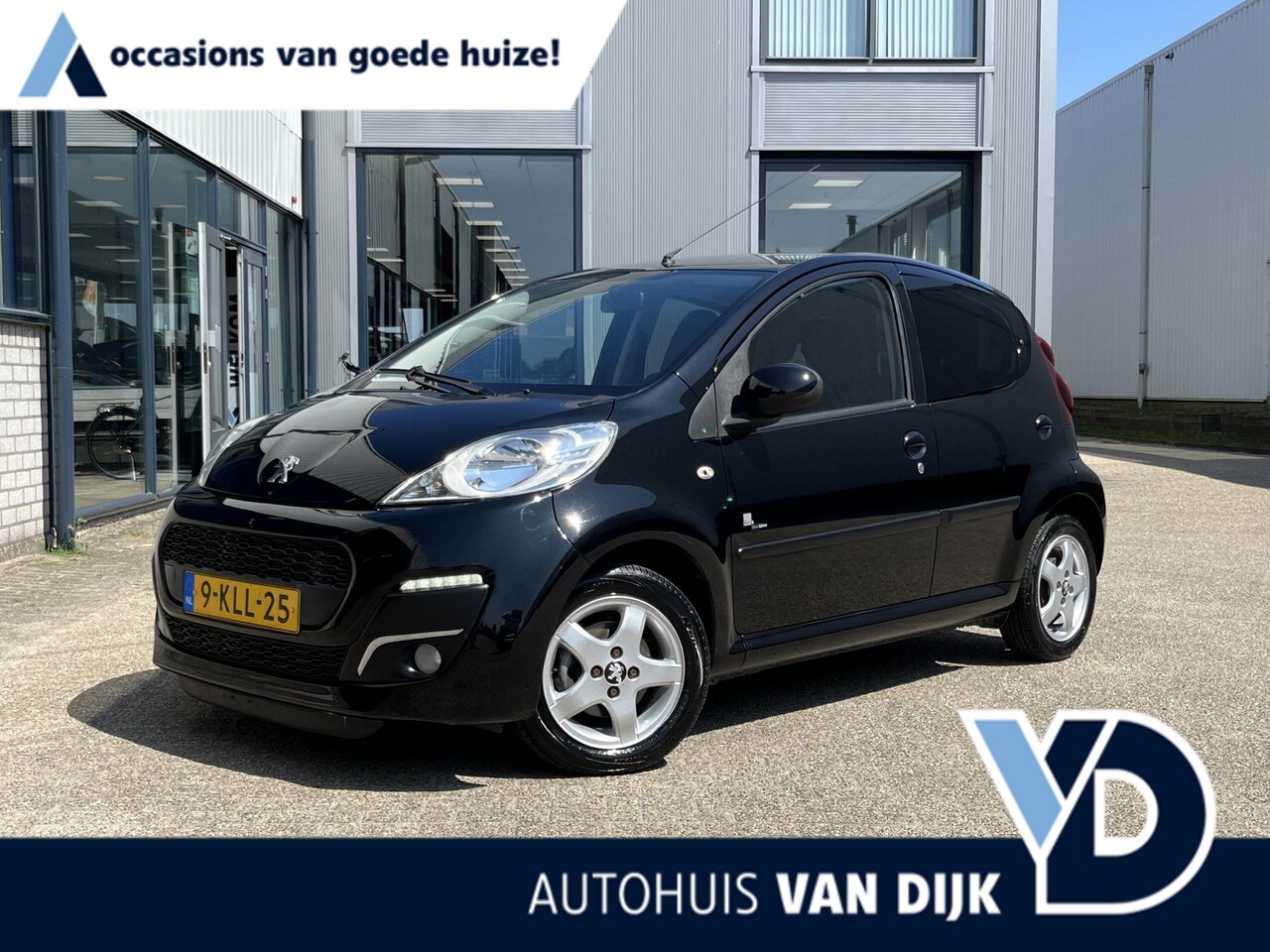 Peugeot 107 - 1.0 Black & Silver | NL Auto/2e Eig./Voll.Historie/Airco/Privacy Glass/14"/Lederen-Alcanta - AutoWereld.nl