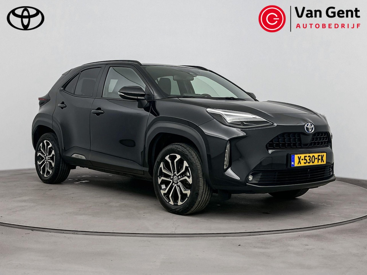 Toyota Yaris Cross - 1.5 Hybrid Dynamic | Panoramadak | Stoelverwarming | Head-up Display | Apple Carplay / And - AutoWereld.nl