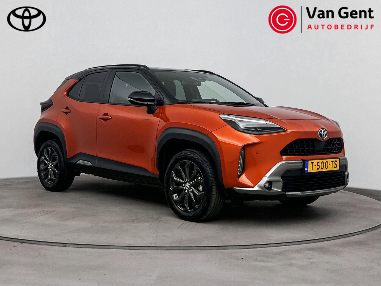 Toyota Yaris Cross - 1.5 Hybrid Explore | Stoelverwarming | Navigatie | Parkeersensoren | Apple Carplay / Andro - AutoWereld.nl