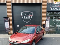 Peugeot 206 - 1.4 XT NIEUWE APK 116DKM LAGE KM