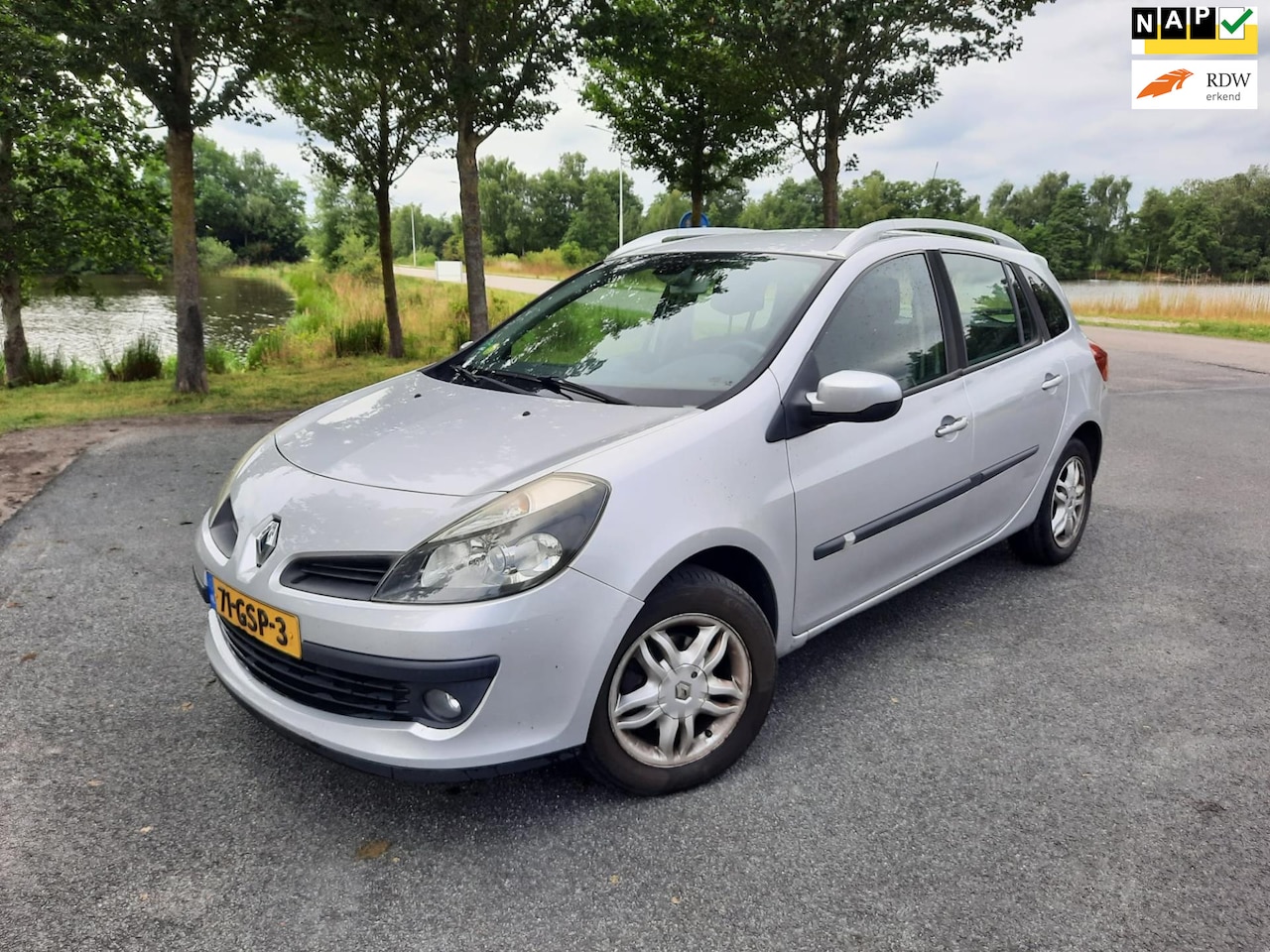 Renault Clio Estate - 1.6-16V Corporate Sport | apk: 24-06-2026 - AutoWereld.nl