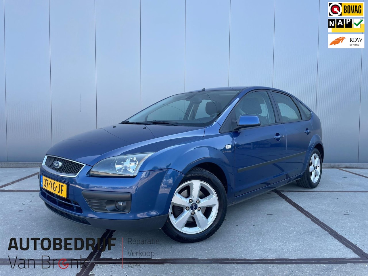 Ford Focus - 1.6-16V Futura | Export | Elek. ramen | Trekhaak - AutoWereld.nl