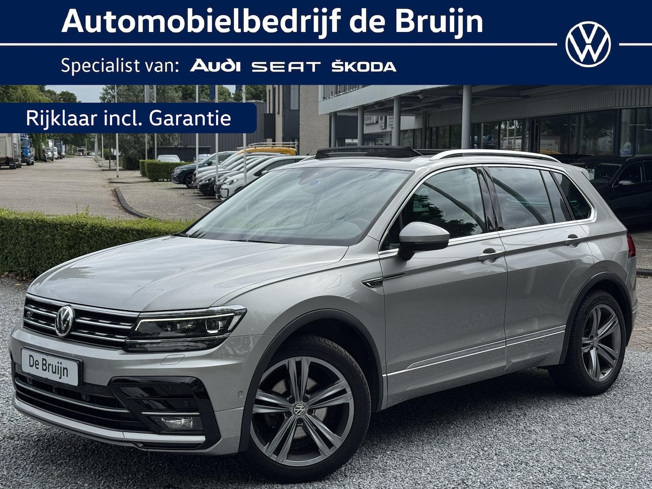 Volkswagen Tiguan - 1.5 TSI 150pk DSG R-Line (Pano,Leer,Camera,Virtual) - AutoWereld.nl