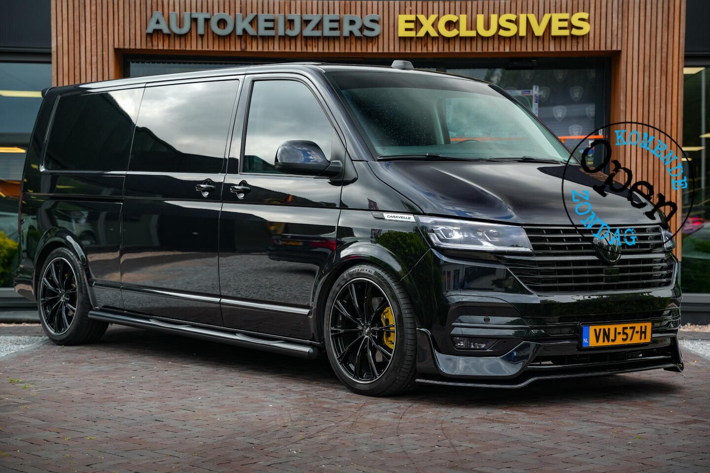 Volkswagen Transporter - 2.0 TDI L2H1 31 DC Highline Caravalle ABT Elek Schuifdeur 2x ACC Camera Virtual Dash DAB+ - AutoWereld.nl