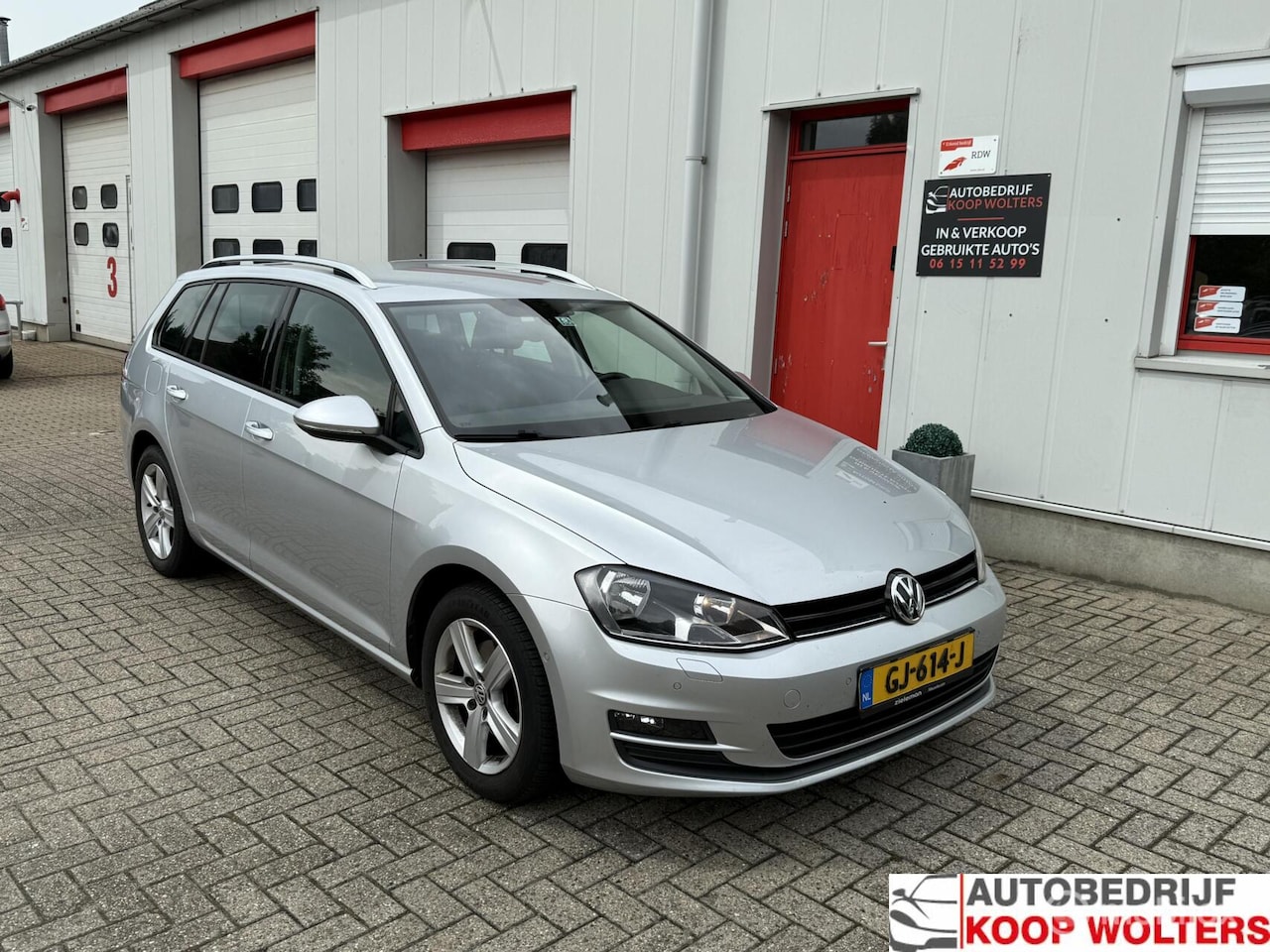 Volkswagen Golf Variant - 1.6 TDI Highline 1.6 TDI Highline - AutoWereld.nl