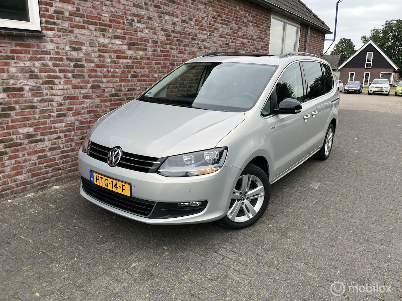 Volkswagen Sharan - 1.4 TSI Highline 7p. 1.4 TSI Highline 7p. - AutoWereld.nl