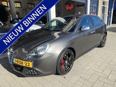 Alfa Romeo Giulietta - 1.4 T Distinctive BAK NIET GOED