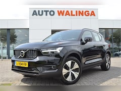 Volvo XC40 - 1.5 T4 Recharge Expression Stuur + Stoelverwarming | a.Camera | Carplay | Dodehoeksensor