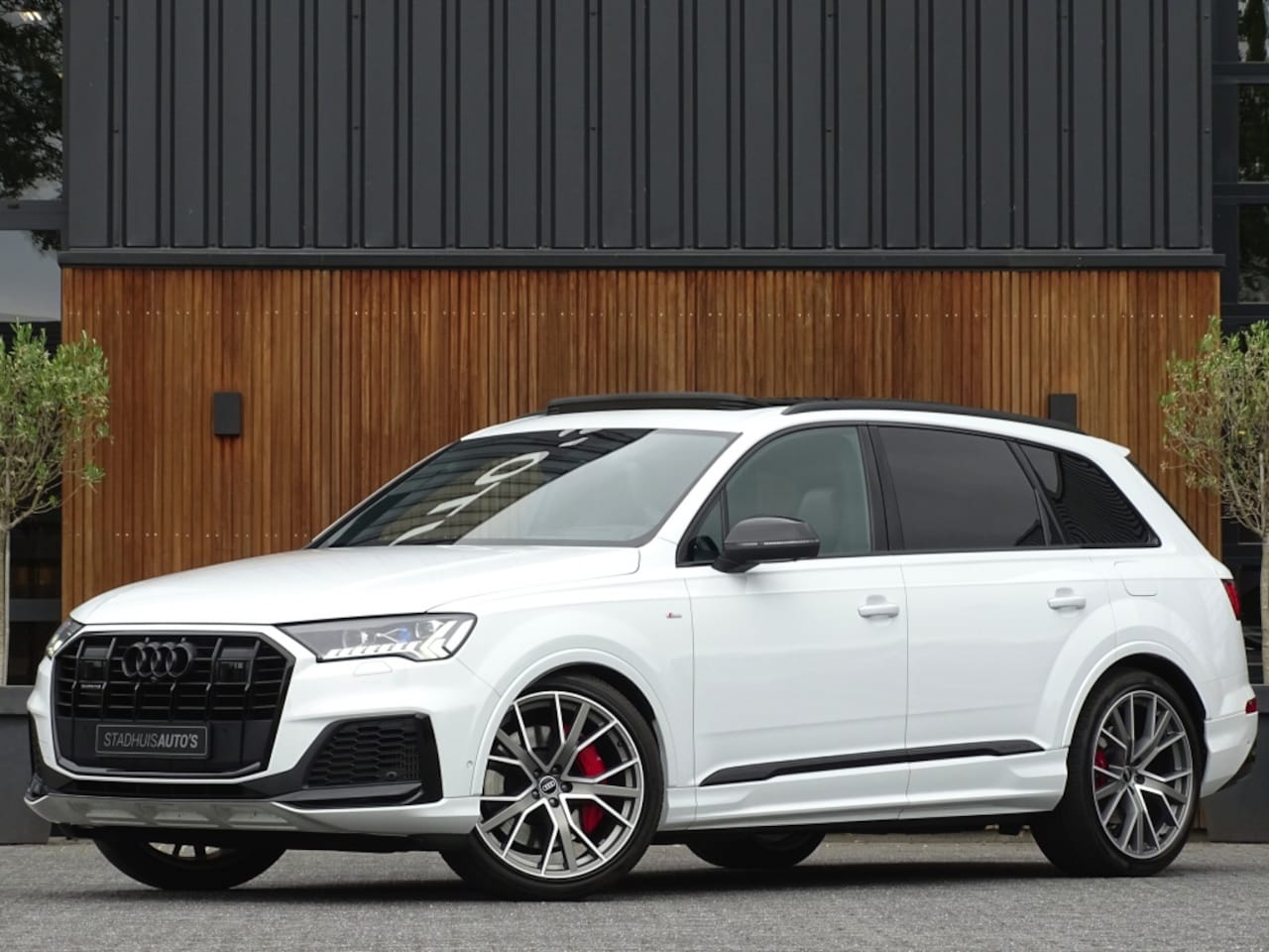 Audi Q7 - 60 TFSIe 450PK Quattro / Laser / RS Edit. / Softclose / 360° / 2 - AutoWereld.nl