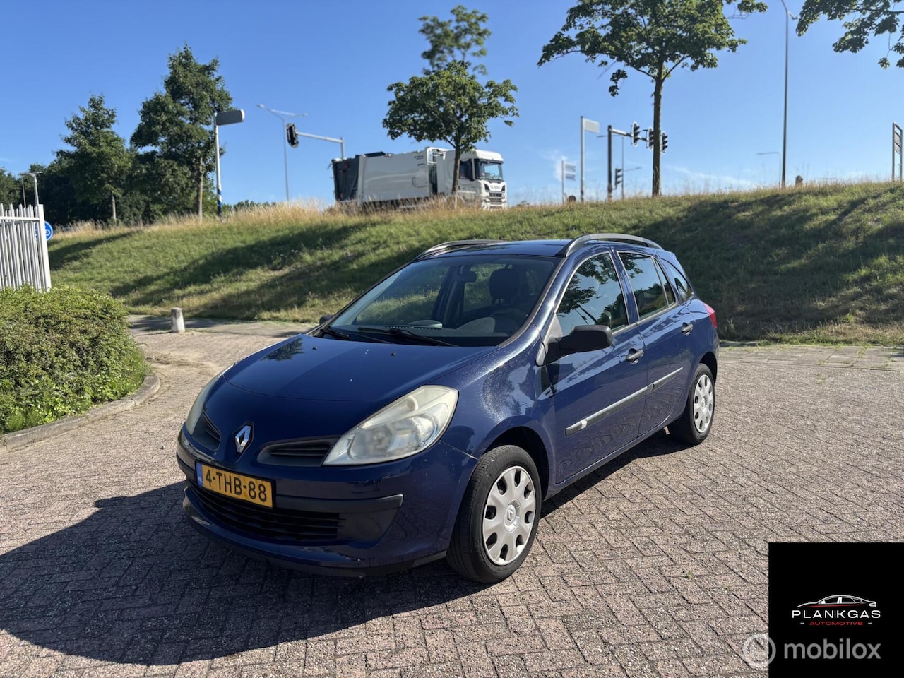 Renault Clio Estate - 1.2-16V Sélection Business 1.2-16V Sélection Business - AutoWereld.nl