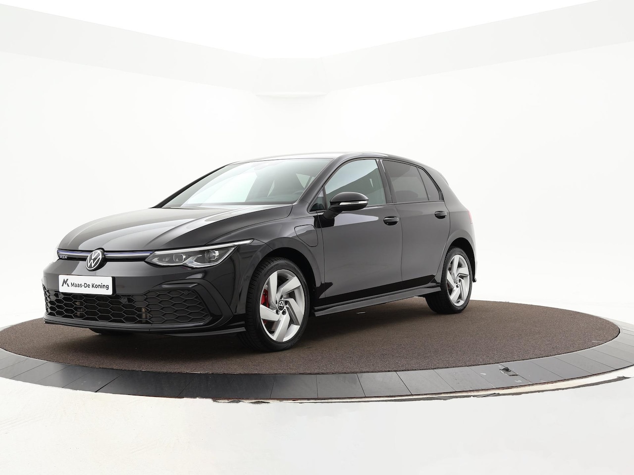Volkswagen Golf - 1.4 245pk DSG eHybrid GTE · Apple/Android Car Play · Navi · Head-Up Display · P-Sensoren · - AutoWereld.nl