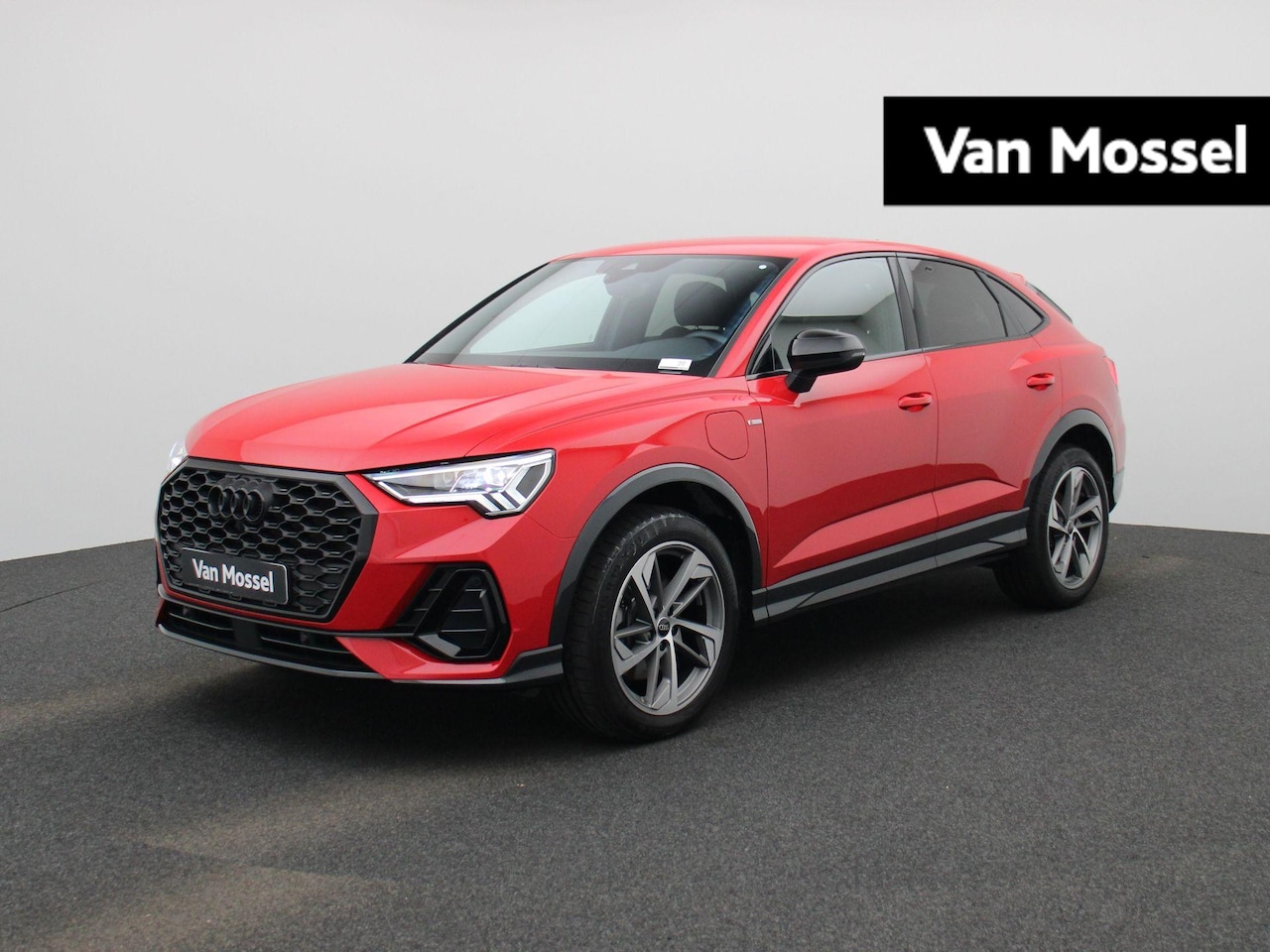 Audi Q3 Sportback - 45 TFSI e S Edition 45 TFSI e S Edition 245 PK - AutoWereld.nl