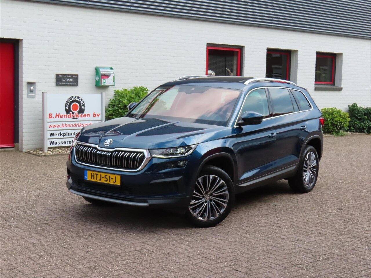 Skoda Kodiaq - 1.5 TSI ACT 150pk DSG-7 Business Edition Plus/ 7 Zitplaatsen/ Panoramadak/ Lederen bekledi - AutoWereld.nl