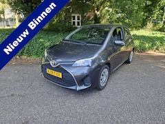 Toyota Yaris - 1.3 VVT-i AUTOMAAT, schade, 2015