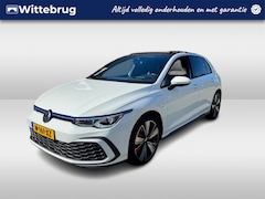 Volkswagen Golf - 1.4 eHybrid 245pk DSG GTE / Panoramadak / 18" LMV / Navi / IQ LED Matrix / Camera / Keyles