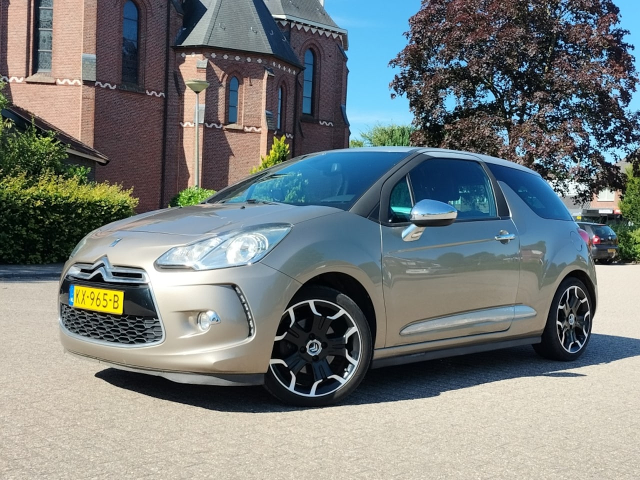 Citroën DS3 - 1.6 So Chic 1.6 So Chic - AutoWereld.nl