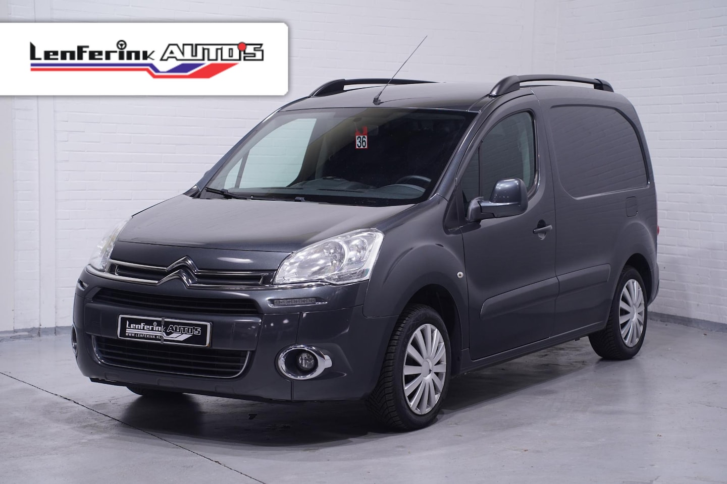 Citroën Berlingo - 1.6 e-HDI 90 pk Automaat Airco, Trekhaak, 3-Zits Cruise Control, NAP, LM Velgen, Nette Aut - AutoWereld.nl