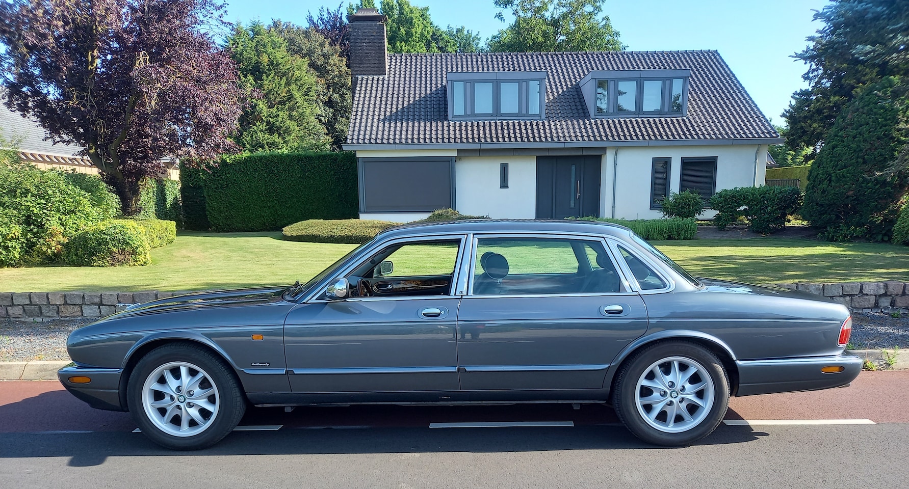 Jaguar Sovereign - 3.2 V8 LWB Twotone interieur - AutoWereld.nl