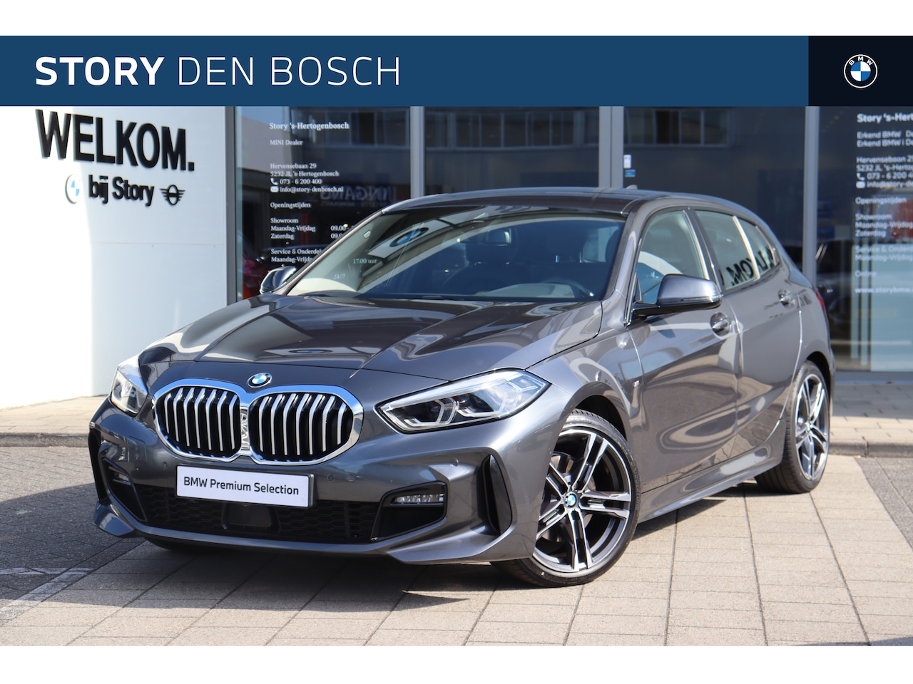 BMW 1-serie - 118i High Executive M Sport Automaat / Achteruitrijcamera / Sportstoelen / M Sport Steerin - AutoWereld.nl