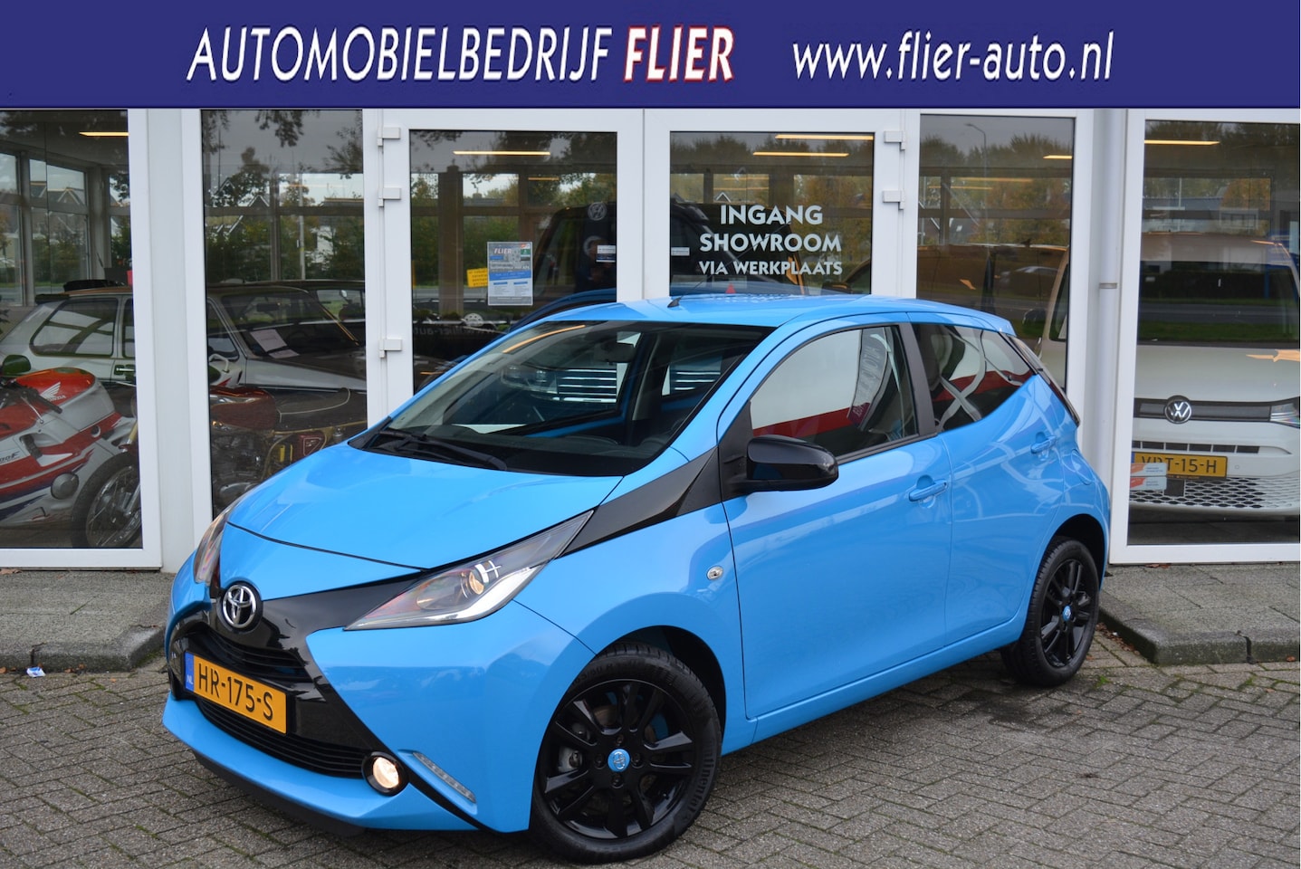 Toyota Aygo - 1.0 70PK VVT-i X-Cite Black & Blue | Orig. NL | NAP | - AutoWereld.nl