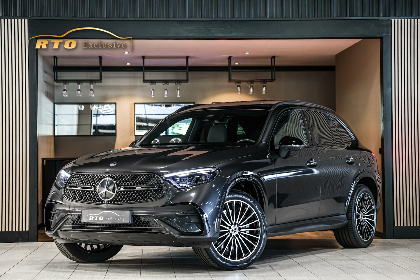 Mercedes-Benz GLC-klasse - 300e 4MATIC AMG Line|Pano|Leder|Night - AutoWereld.nl