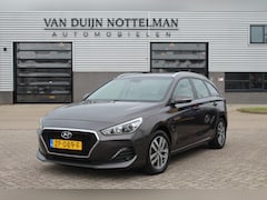Hyundai i30 Wagon - 1.4 T-GDI Comfort / Carplay / Camera / Trekhaak / N.A.P