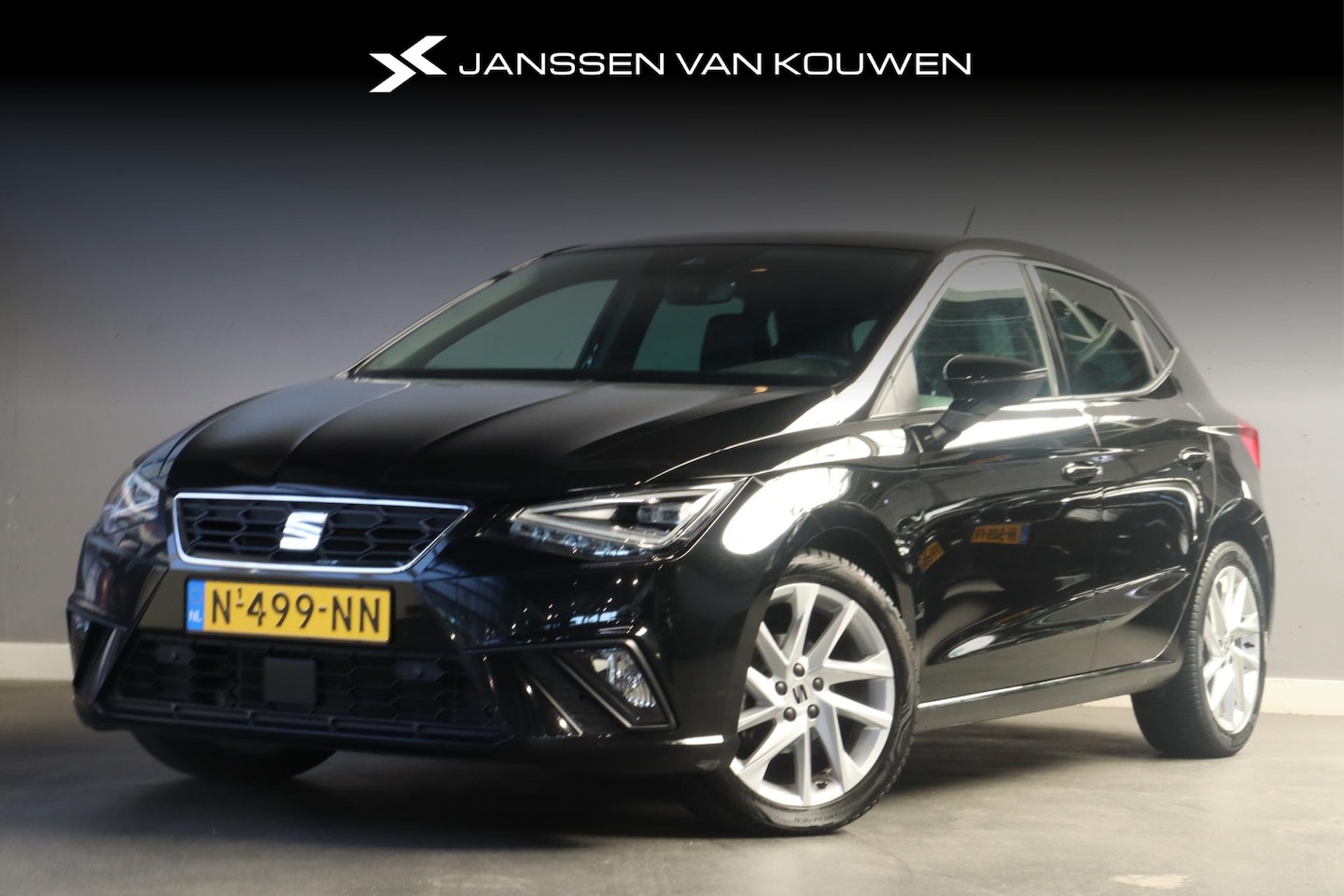 Seat Ibiza - 1.0 EcoTSI FR Business Intense / Digital dash / Carplay/Navi / Led / - AutoWereld.nl