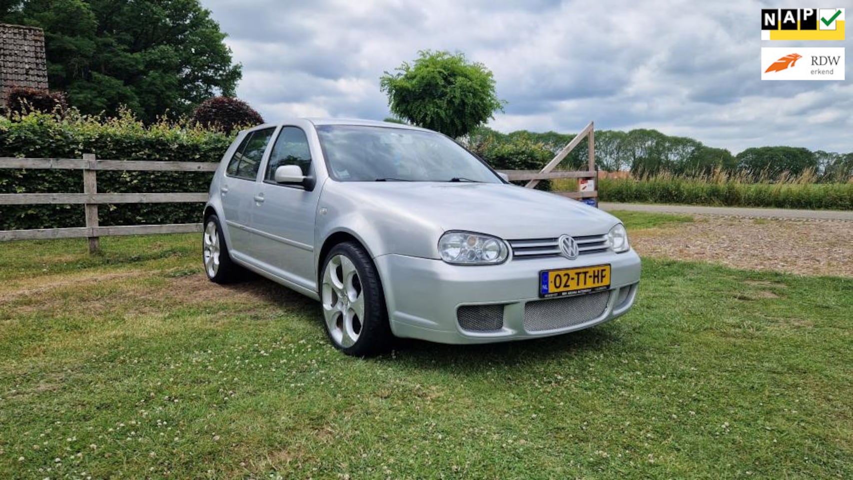 Volkswagen Golf - 2.3 V5 Highline NW APK - AutoWereld.nl