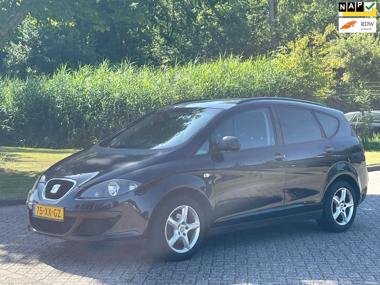 Seat Altea XL - 1.6 Reference/AIRCO/CRUISE/ELECRAMEN VOOR-ACHTER - AutoWereld.nl