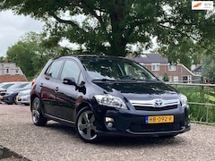 Toyota Auris - 1.8 Full Hybrid Dynamic | Cruise + Clima + Navi nu € 7.975,