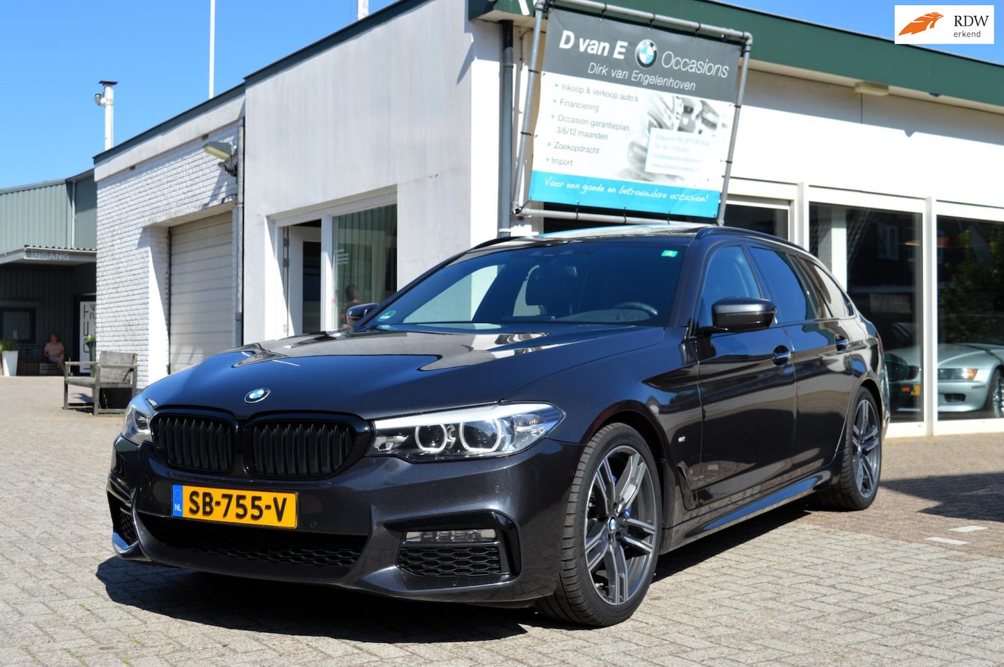 BMW 5-serie Touring - 530d High M pakket/pano/headup/stoelkoeling/trekhaak/btw - AutoWereld.nl