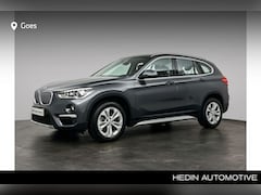 BMW X1 - sDrive20i Orange Edition II | Trekhaak met afneembare kogel | Buitenspiegels elektrisch in