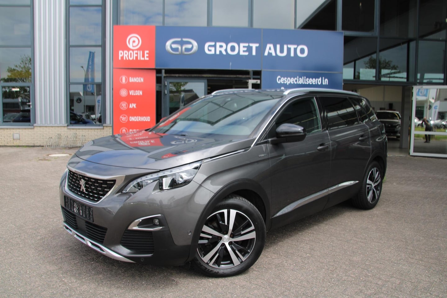 Peugeot 5008 - 1.6 PureTech 180pk GT-Line 7-zits Automaat Airco Navi Carplay Camera V+A - AutoWereld.nl