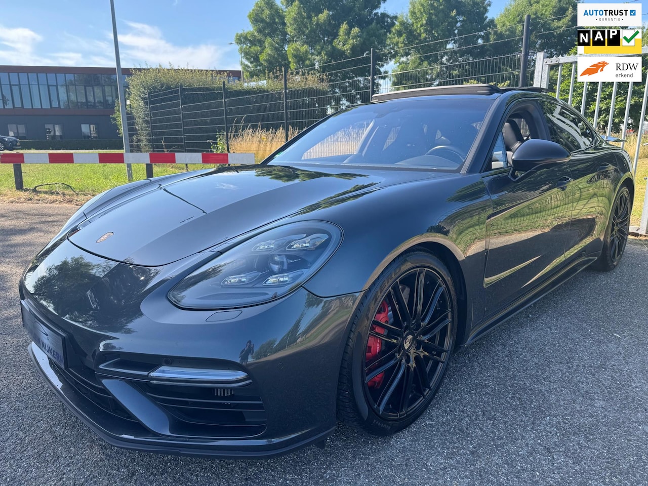 Porsche Panamera - 4.0 Turbo Sportchrono 21inch Pano Burmester PDLS - AutoWereld.nl