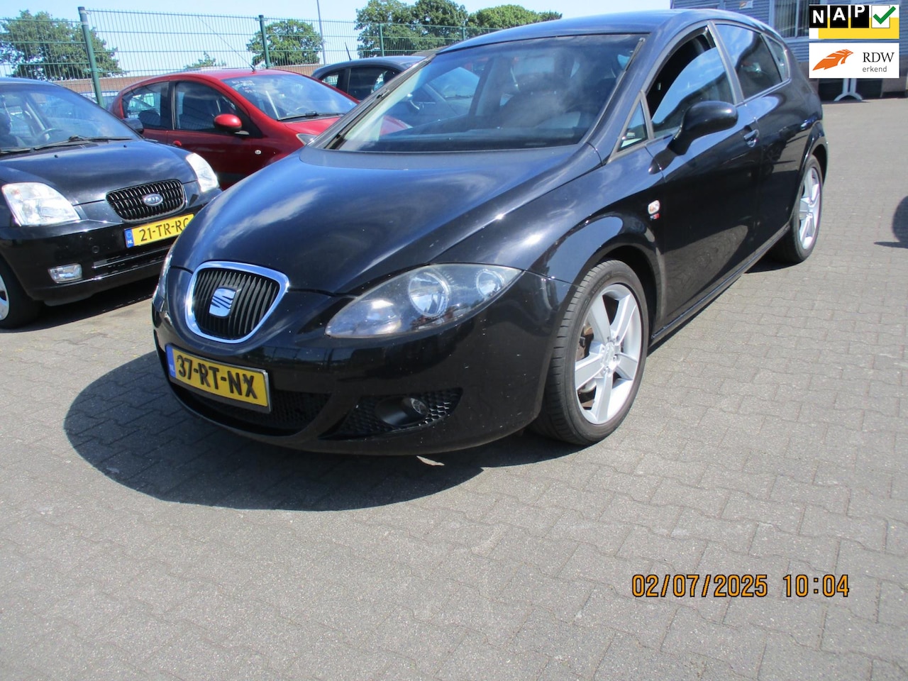 Seat Leon - Seat 2.0 FSI Stylance-AIRCO 2.0 FSI Stylance - AutoWereld.nl
