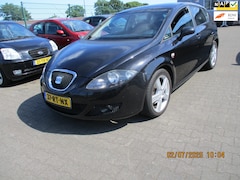SEAT Leon - 2.0 FSI Stylance-AIRCO 2.0 FSI Stylance
