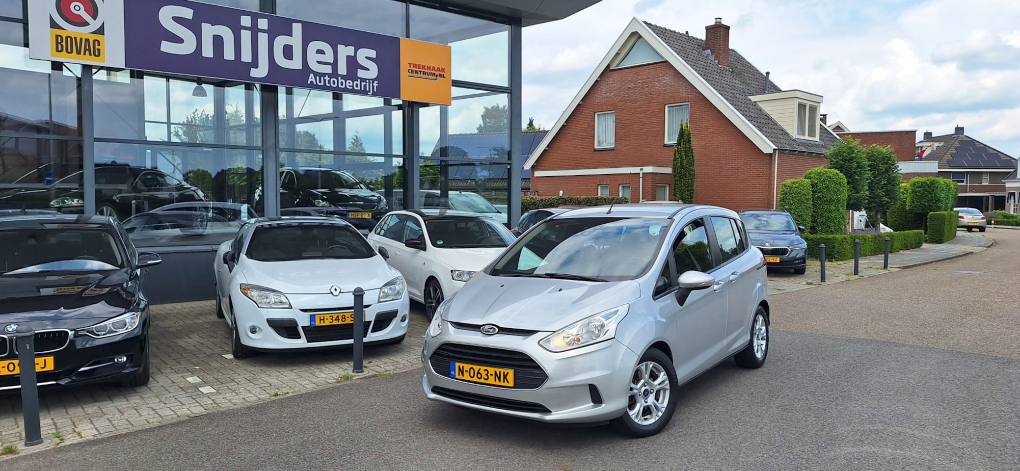 Ford B-Max - 1.0 EcoBoost Titanium PDC/CLIMA - AutoWereld.nl