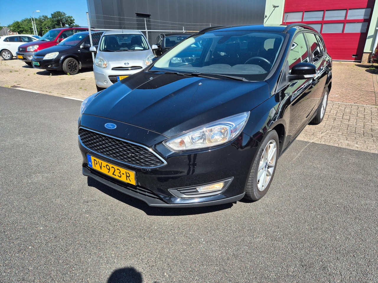 Ford Focus Wagon - 1.5 TDCI 120pk 6bak Lease Edition Clima Navi - AutoWereld.nl