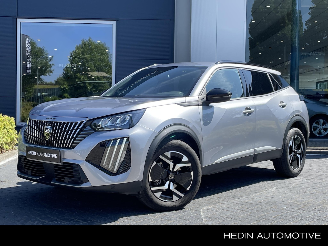 Peugeot 2008 - 1.2 Hybrid 136 Allure | Camera Voor en Achter | Binnenkort in de showroom! - AutoWereld.nl