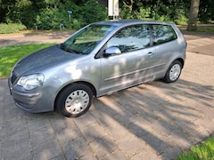 Volkswagen Polo - 1.4-16V Optive