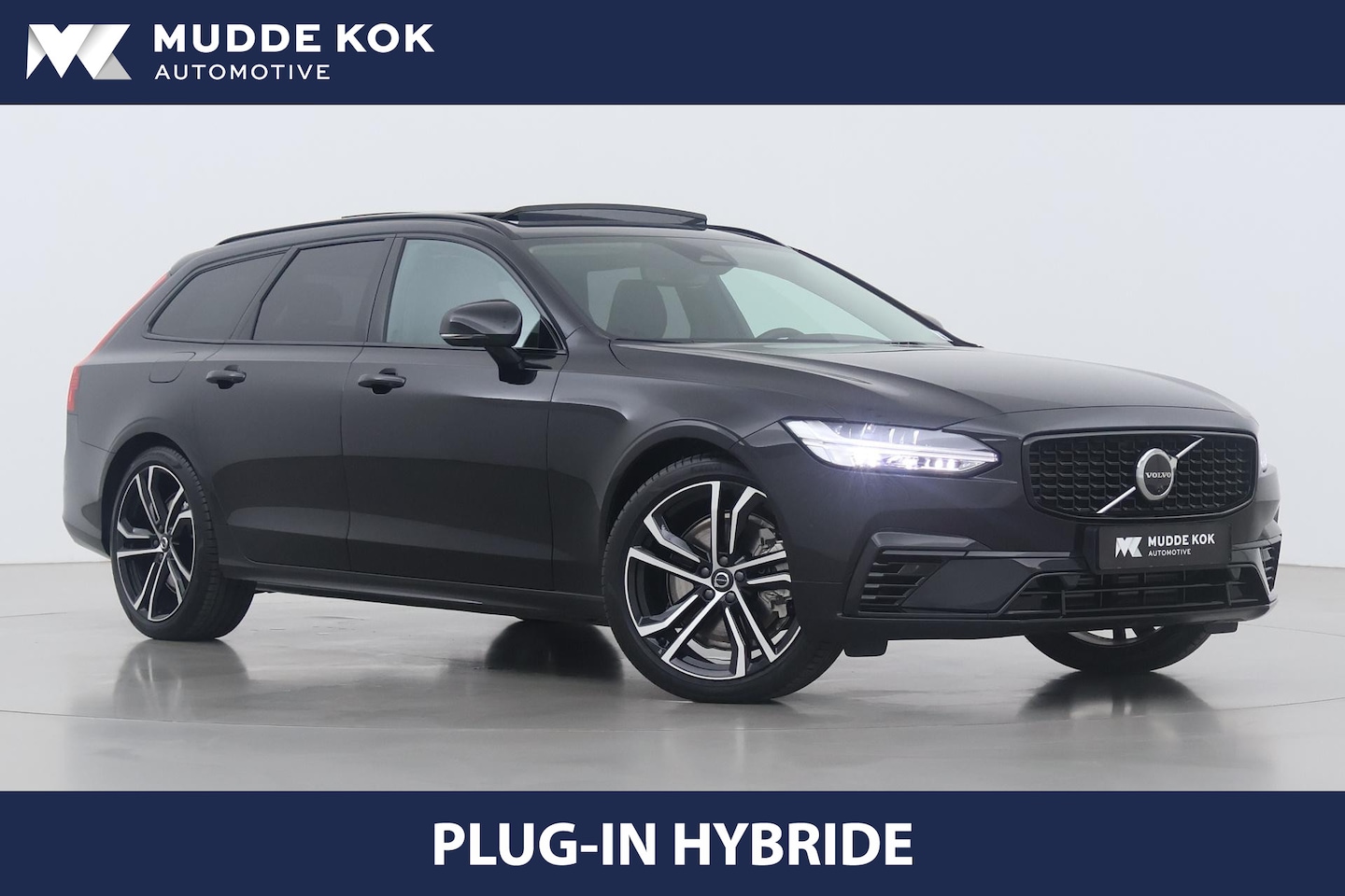 Volvo V90 - T6 Plug-in hybrid Ultra Dark | Luchtvering Achter | 360° Camera | 20 Inch | Trekhaak | Hea - AutoWereld.nl