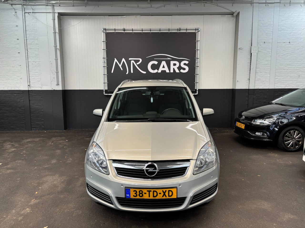 Opel Zafira - 1.9 CDTi Executive 7 Persoons - AutoWereld.nl