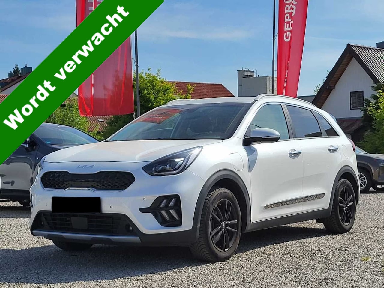 Kia Niro - 1.6 GDi PHEV DynamicPlusLine | Stoelverwarming | Camera | Adap. Cruise | Info 0492-588988 - AutoWereld.nl
