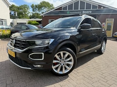 Volkswagen T-Roc - 1.5 TSI Sport Panoramadak, 18''Lmv, Virt Display, Led