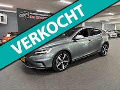 Volvo V40 - 1.5 T3 Polar+ Sport / NL-auto, Automaat, Panoramadak, Stoelverwarming, Trekhaak, Camera