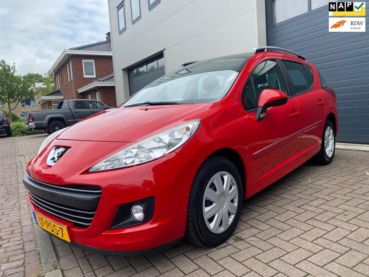 Peugeot 207 SW - 1.6 VTi XS/Automaat/Pano/Climate-c/Cruise-c/Dealer-onderhouden/Trekhaak - AutoWereld.nl